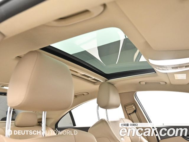 Mercedes-Benz CLS-Class 2013 — photo 18