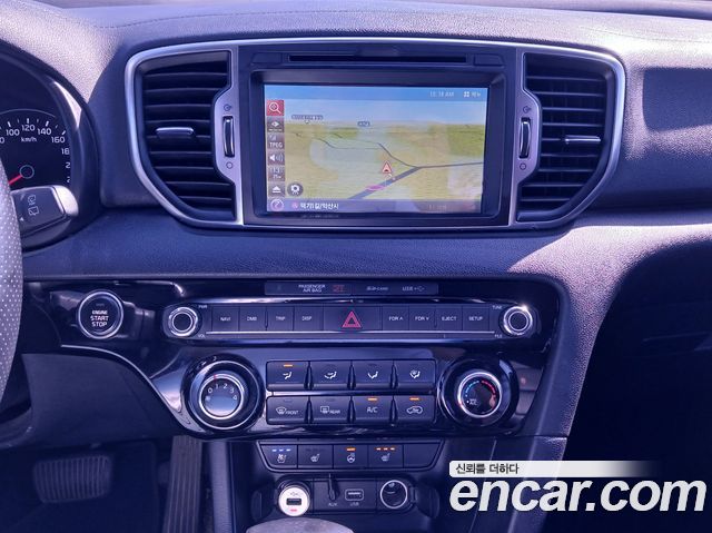 Kia Sportage 2016 — photo 10