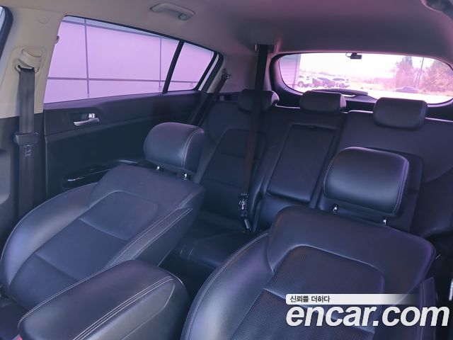 Kia Sportage 2016 — photo 16