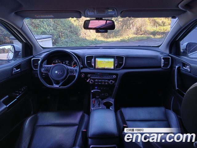 Kia Sportage 2016 — photo 18