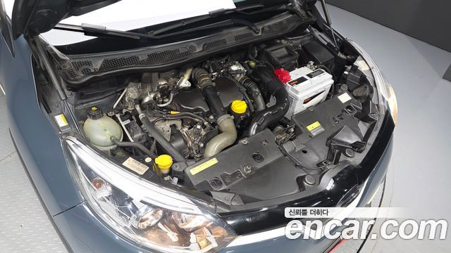 Renault Korea QM3 2016 — photo 6