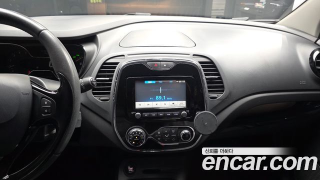 Renault Korea QM3 2016 — photo 14