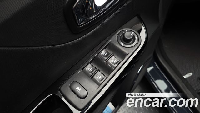 Renault Korea QM3 2016 — photo 20