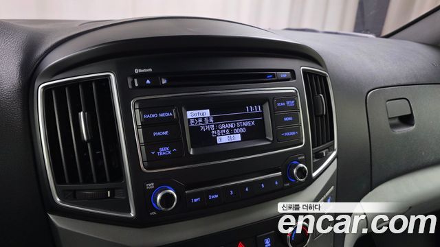 Hyundai Starex 2019 — photo 21