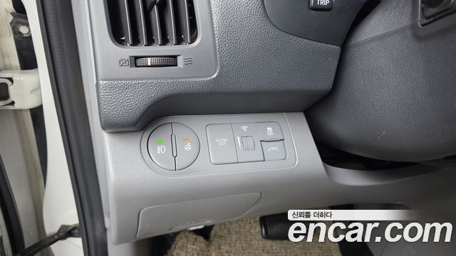Hyundai Starex 2019 — photo 24