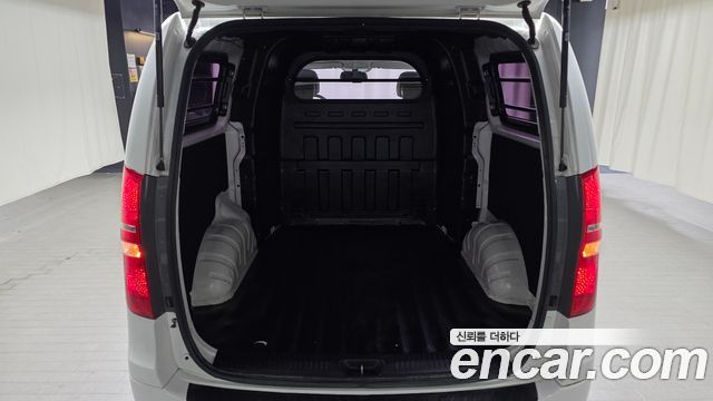 Hyundai Starex 2019 — photo 26