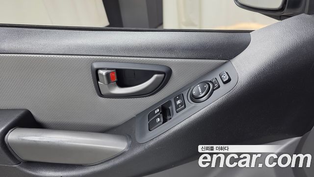 Hyundai Starex 2019 — photo 27