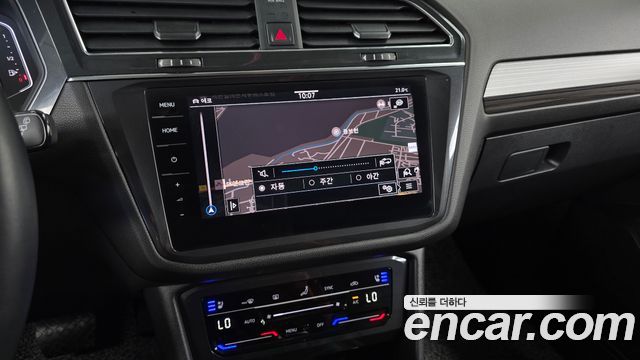Volkswagen Tiguan 2023 — photo 19