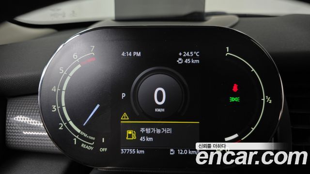 Mini Cooper 2021 — photo 11