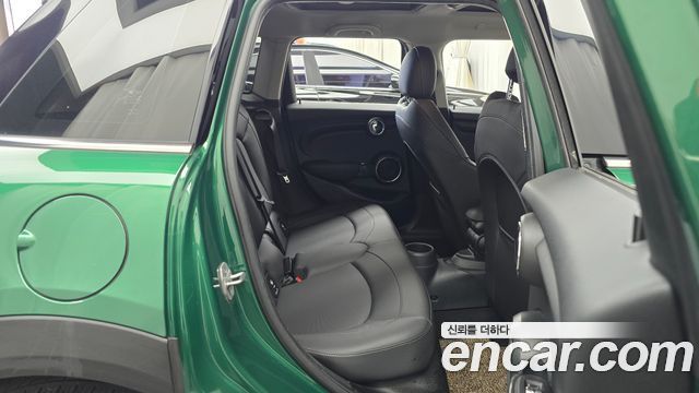 Mini Cooper 2021 — photo 17