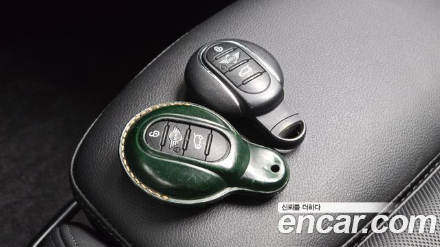 Mini Cooper 2021 — photo 30