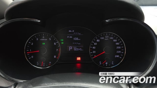 Kia K3 2013 — photo 8