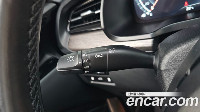 Kia K7 2020 — photo 27