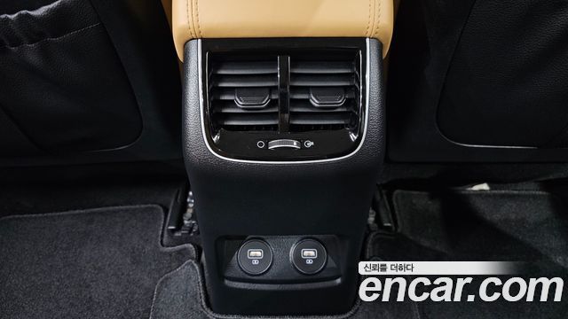 Kia K7 2020 — photo 31