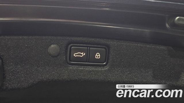 Kia K7 2020 — photo 35