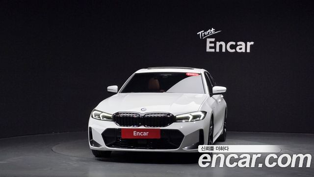 BMW 3-Series 2023 — photo 3
