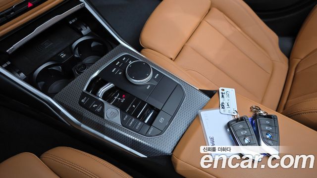 BMW 3-Series 2023 — photo 12