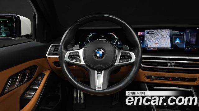 BMW 3-Series 2023 — photo 18