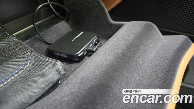 BMW 3-Series 2023 — photo 31