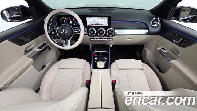 Mercedes-Benz GLB-Class 2023 — photo 7