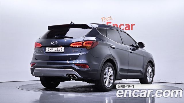Hyundai Santafe 2016 — photo 2