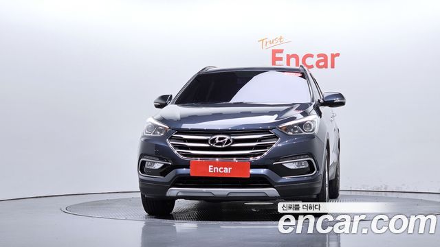 Hyundai Santafe 2016 — photo 3