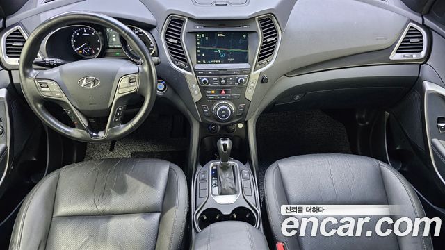 Hyundai Santafe 2016 — photo 10