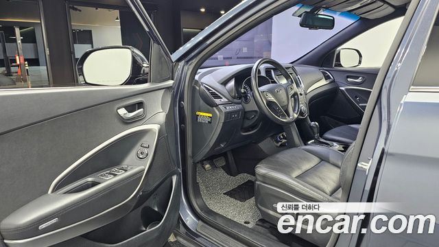 Hyundai Santafe 2016 — photo 13