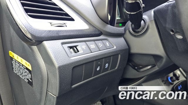 Hyundai Santafe 2016 — photo 22