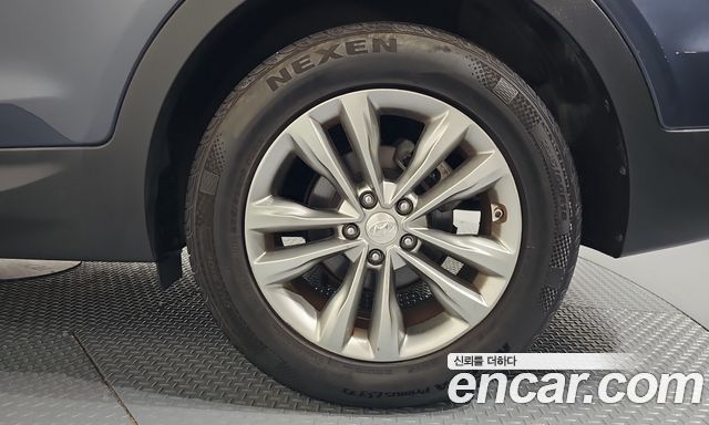 Hyundai Santafe 2016 — photo 7