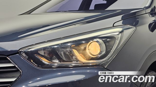 Hyundai Santafe 2016 — photo 8