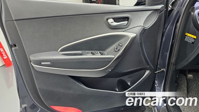 Hyundai Santafe 2016 — photo 14