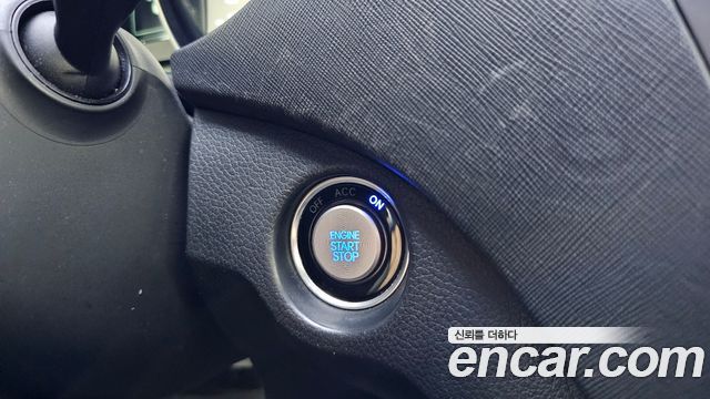 Hyundai Santafe 2016 — photo 27