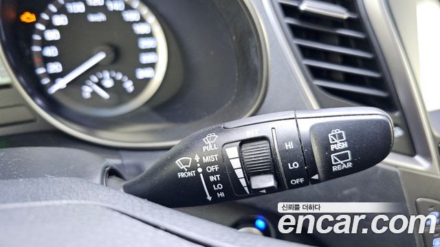Hyundai Santafe 2016 — photo 28