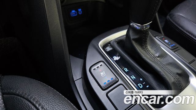 Hyundai Santafe 2016 — photo 29