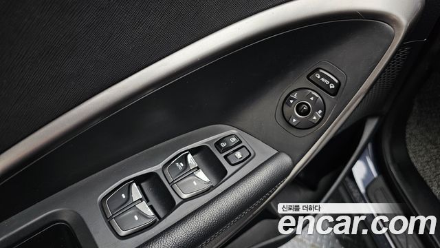 Hyundai Santafe 2016 — photo 30