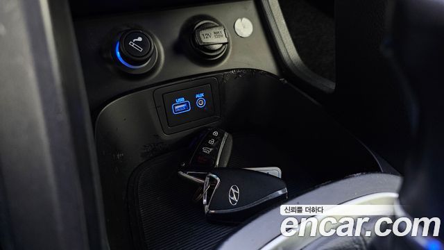 Hyundai Santafe 2016 — photo 31