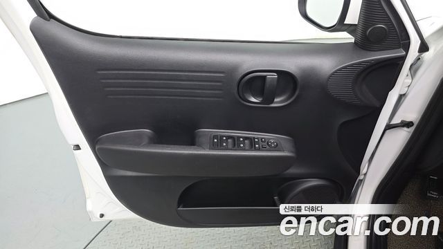 Hyundai Casper 2023 — photo 14