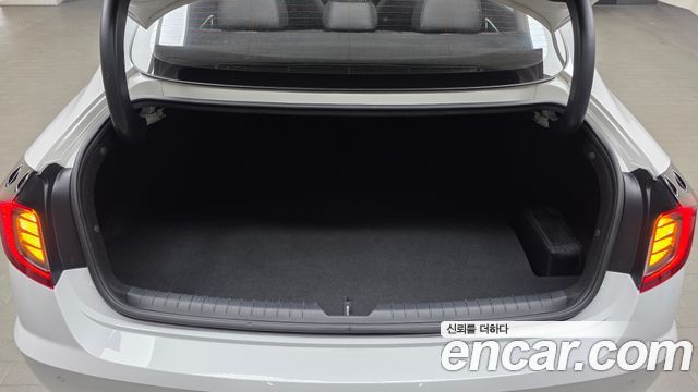 Hyundai Sonata 2020 — photo 21
