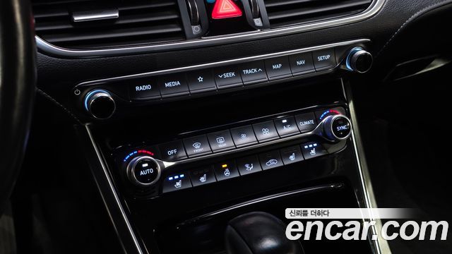 Hyundai Grandeur 2018 — photo 19
