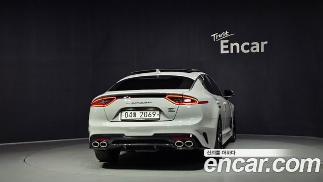 Kia Stinger 2018 — photo 4