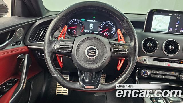 Kia Stinger 2018 — photo 13