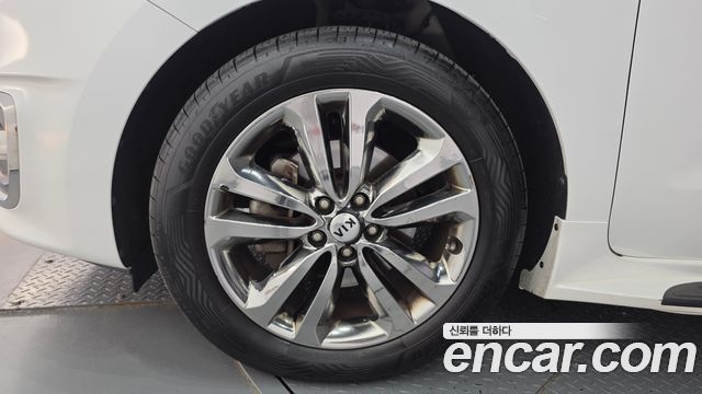 Kia Canival 2018 — photo 5