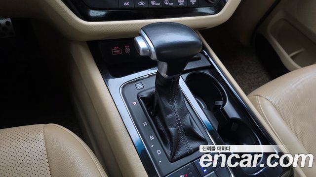 Kia Canival 2018 — photo 9