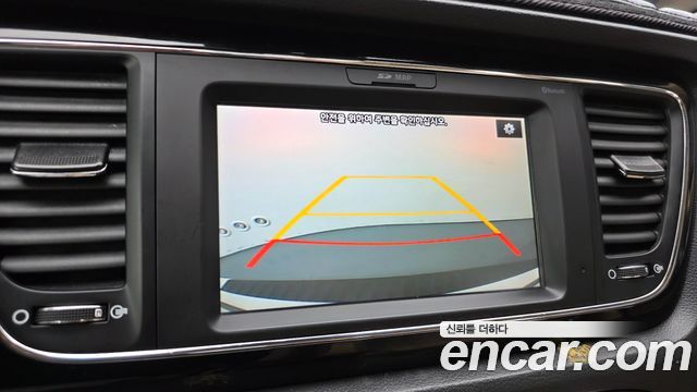 Kia Canival 2018 — photo 14