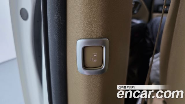 Kia Canival 2018 — photo 18