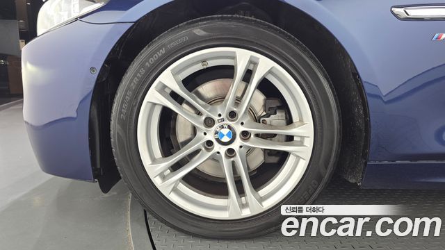 BMW 5-Series 2016 — photo 5