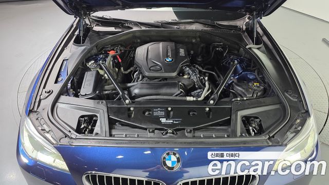 BMW 5-Series 2016 — photo 6