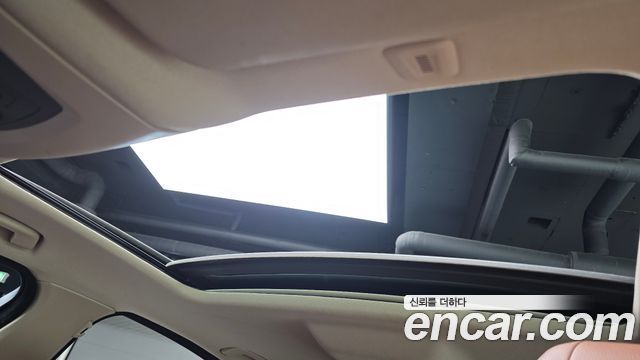 BMW 5-Series 2016 — photo 16