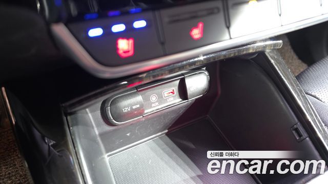 Kia Sorento 2018 — photo 17